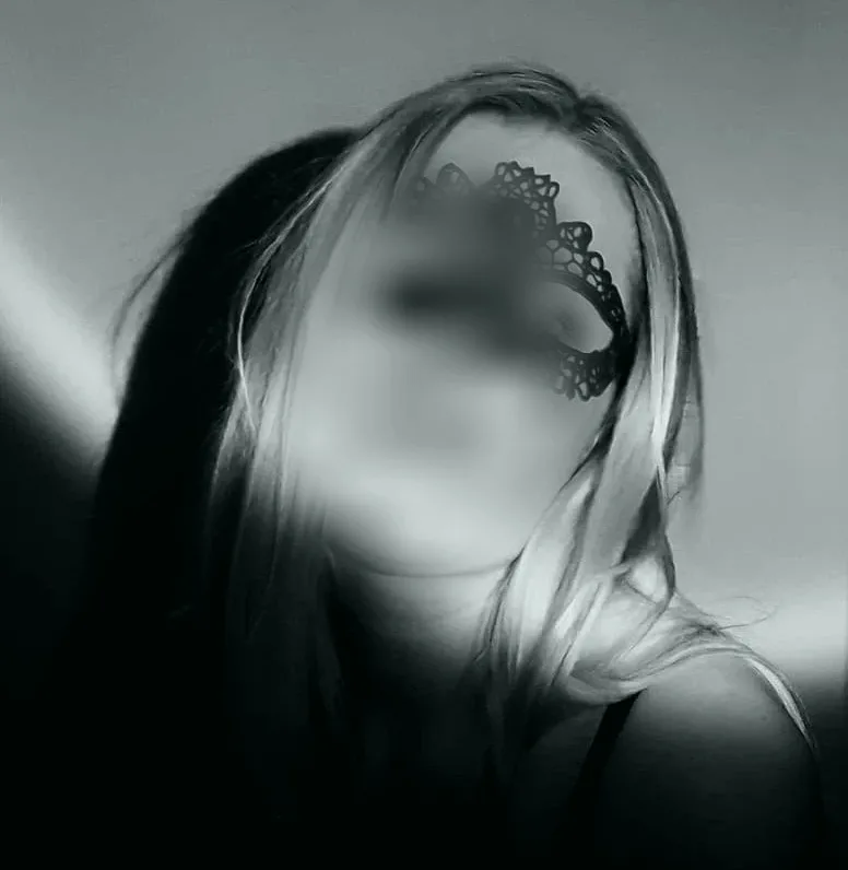 Ebba, 36