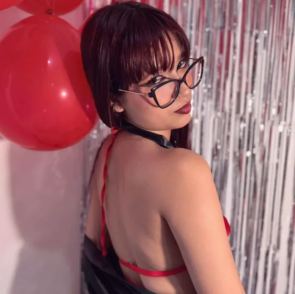 Elisabeth, 18