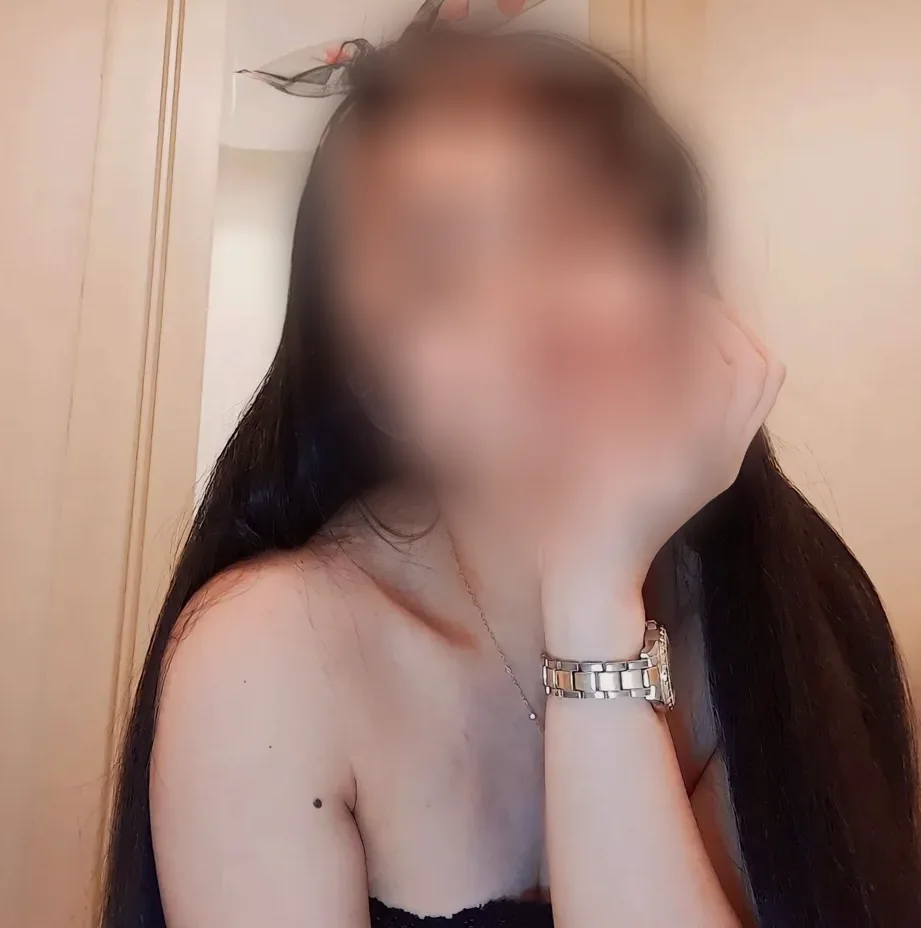 Nellie, 32